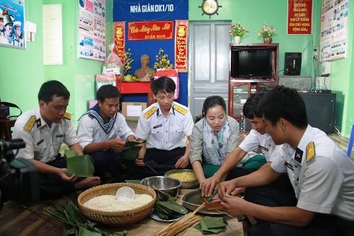 Mùa Xuân ấm áp đến với nhà giàn DK1