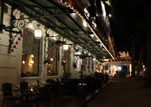 Hà Nội: Đêm và sáng sớm có mưa rào rải rác 