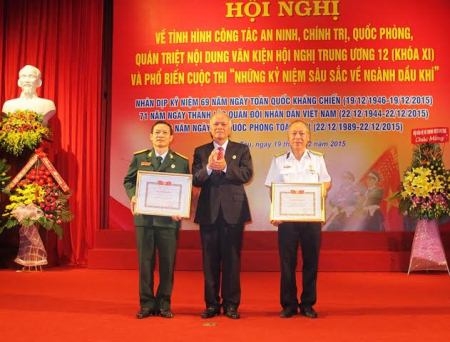 Quán triệt nội dung Hội nghị Trung ương 12 (khóa X)