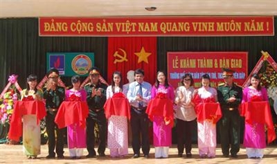 Niềm vui của thầy trò vùng biên giới Mô Rai