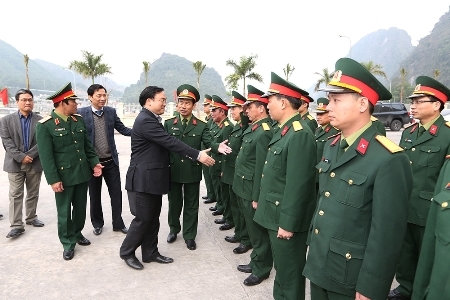 Phó thủ tướng Hoàng Trung Hải thăm Tổng công ty Đông Bắc