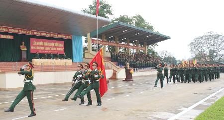 Quân khu 2 sôi nổi ra quân huấn luyện năm 2015