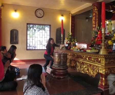 Đặt tiền sao cho đúng văn hóa tín ngưỡng