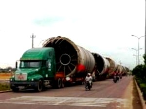 Xử phạt vi phạm khi vận chuyển hàng siêu trường, siêu trọng