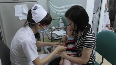 Cần tin tưởng vắc-xin tiêm chủng mở rộng