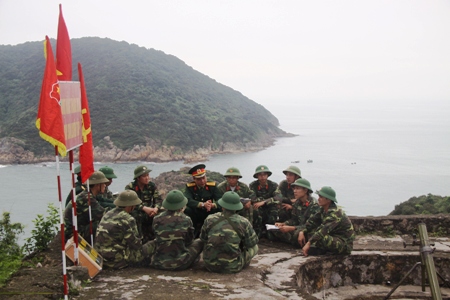 “Vườn ươm” hạt giống cho biên cương phía Tây