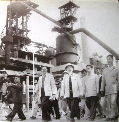  Giương cao ngọn cờ tư tưởng Hồ Chí Minh (tiếp theo và hết)