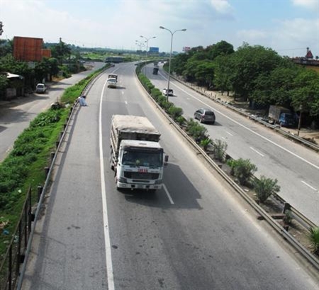 Bộ Giao thông vận tải: Tăng cường quản lý, phòng ngừa nạn “chế” xe quá tải