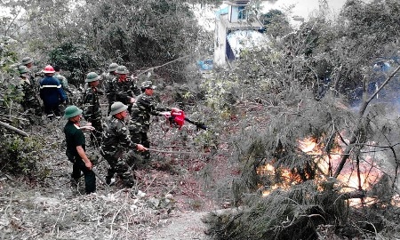 Ban CHQS thành phố Hạ Long (tỉnh Quảng Ninh): Xông vào việc khó, giúp dân có cuộc sống bình yên 