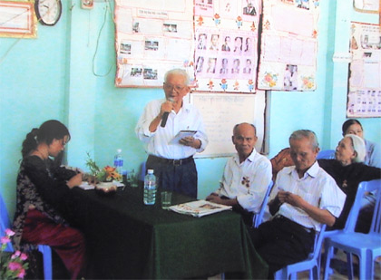 Lặng thầm làm việc nghĩa