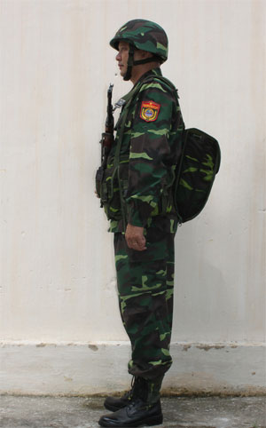 Bộ trang cụ tuần tra của Bộ đội Biên phòng