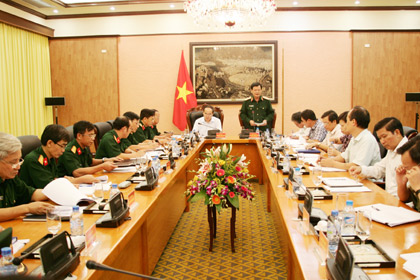 Phó thủ tướng Nguyễn Thiện Nhân biểu dương công tác chuẩn bị phục vụ hội nghị tổng kết cấp Nhà nước về công tác tìm kiếm, quy tập hài cốt liệt sĩ 