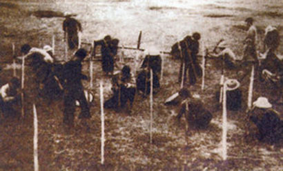 Giam chân, bao vây, đánh địch rộng khắp