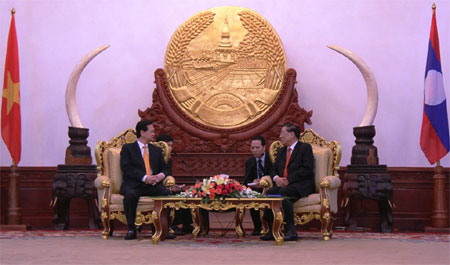 Thủ tướng Nguyễn Tấn Dũng hội kiến Tổng bí thư, Chủ tịch nước Lào
