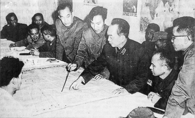 Đại tướng Tổng tư lệnh Võ Nguyên Giáp với “Hà Nội - Điện Biên  Phủ trên không”