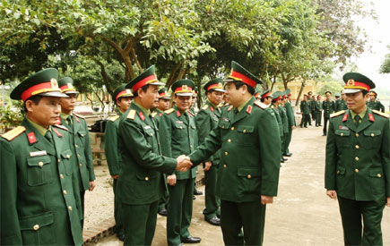 Đại tướng Phùng Quang Thanh thăm và kiểm tra công tác huấn luyện, sẵn sàng chiến đấu tại Quân đoàn 1