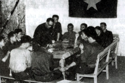 Chuyển hướng chỉ đạo đấu tranh kịp thời, phù hợp