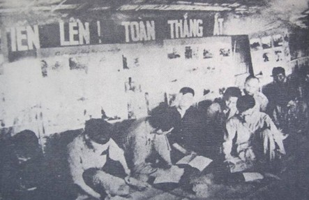 Hiệp đồng đấu tranh, kết hợp ba hình thức đánh địch