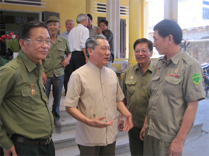 Đồng đội, một thời tình nguyện…