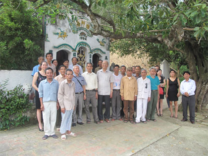 Huyền thoại đồi Thơm