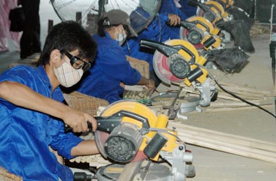 Còn nhiều bất cập