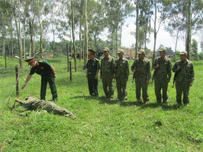 Bám sát thực tiễn để đào tạo và nghiên cứu khoa học đáp ứng yêu cầu phát triển nghệ thuật tác chiến đặc công