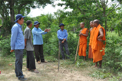 Nghĩa tình trên đất Ăng-co (Tiếp theo và hết)