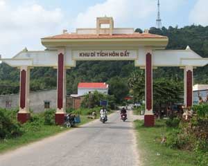 Tìm đồng đội trên tuyến lửa 1C (Bài 2)