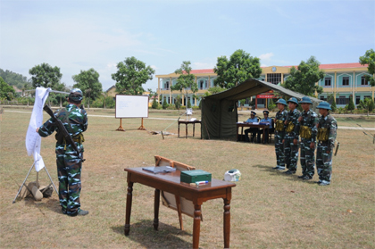 Hội thi cán bộ huấn luyện điều lệnh, kỹ thuật chiến đấu bộ binh giỏi và bắn súng quân dụng nâng cao năm 2012