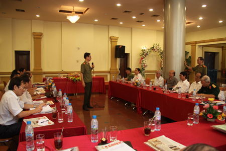 Ngòi bút chiến đấu trước mũi nhọn cuộc sống