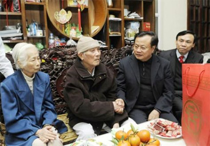 Người chính ủy đôn hậu Vũ Xuân Chiêm