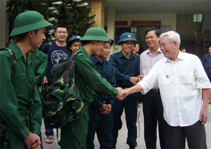 Công tác tuyển quân đợt 2 năm 2012: Chất lượng và trách nhiệm “tròn khâu”
