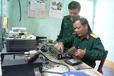 “Bác sĩ” của máy thông tin