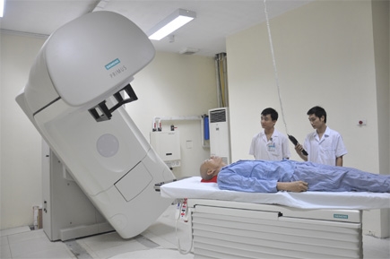 Khai trương Trung tâm xạ trị ung thư phổi công nghệ cao