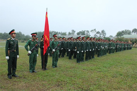 Tổ chức lễ tuyên thệ chiến sĩ mới