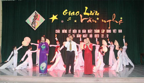 Giao lưu văn hoá, văn nghệ chào mừng Ngày thành lập QĐND Việt Nam 22-12