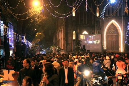 Đời sống tôn giáo ở xứ vải Thanh Hà