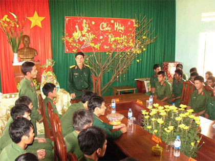 Tết yên bình vùng biên