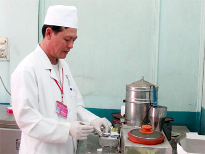 Người thầy thuốc say mê sáng tạo