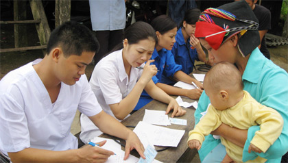 Vì đôi mắt người nghèo