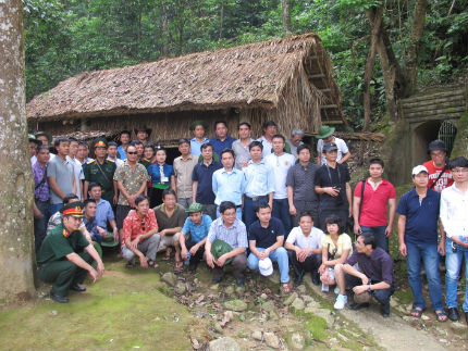 Thăm nơi đồng chí Lê Liêm từng sống và chiến đấu