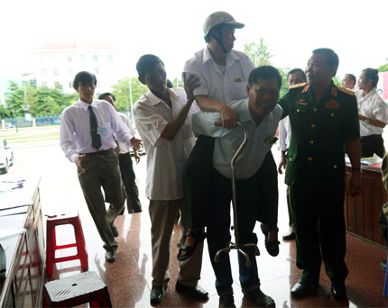 Nghĩa tình lính Sư đoàn “Ba Lẻ Bảy”