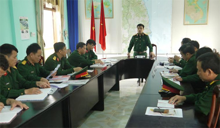 Kiểm tra công tác SSCĐ ở Lữ đoàn Tăng-Thiết giáp 574