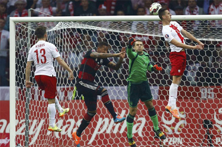 Ba Lan giành chiến thắng lịch sử trước Đức 