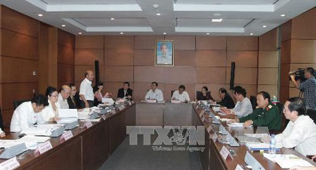 “Tiền ngân sách là tiền góp của dân nên sử dụng phải tiết kiệm, hiệu quả”