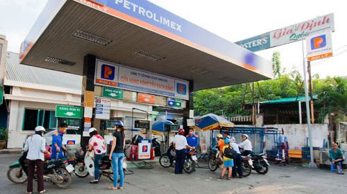 Doanh nghiệp được tăng chi phí định mức với mặt hàng xăng