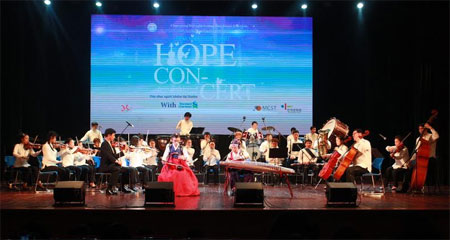 “Đêm nhạc hy vọng” – Thế giới của những người khiếm thị