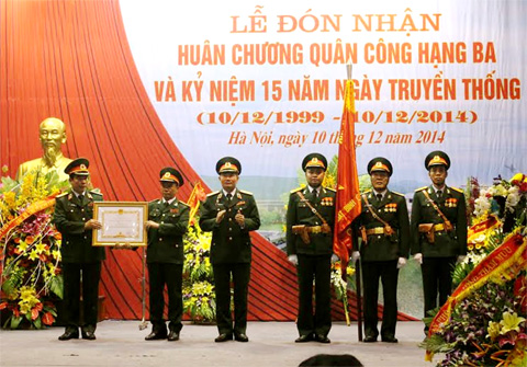 Cục Kỹ thuật Binh chủng (Tổng cục Kỹ thuật) đón nhận Huân chương Quân công hạng Ba