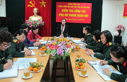 Kiểm tra kết quả công tác Phụ nữ Quân đội 2014