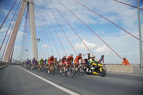 Tuổi già vẫn “máu lửa”! 